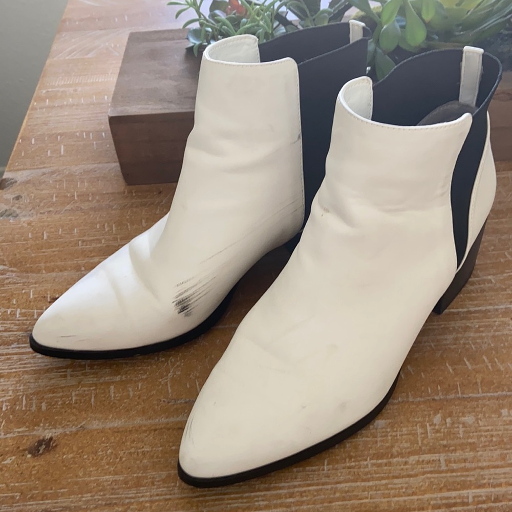 Cute white boots